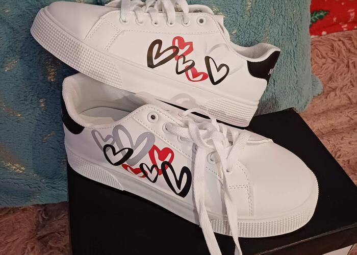 Grajewo ogłoszenia: Nowe buty damskie rozmiar wkładki 25cm cena 45 zł